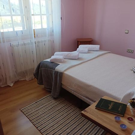 Hotel Pico Espiguete Alba De Los Cardanos Bagian luar foto