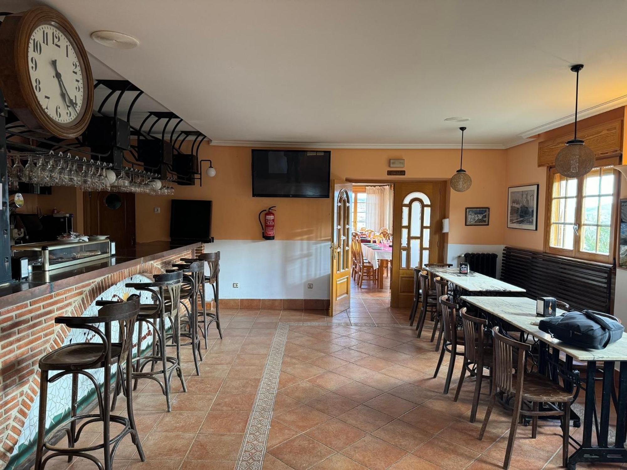 Hotel Pico Espiguete Alba De Los Cardanos Bagian luar foto