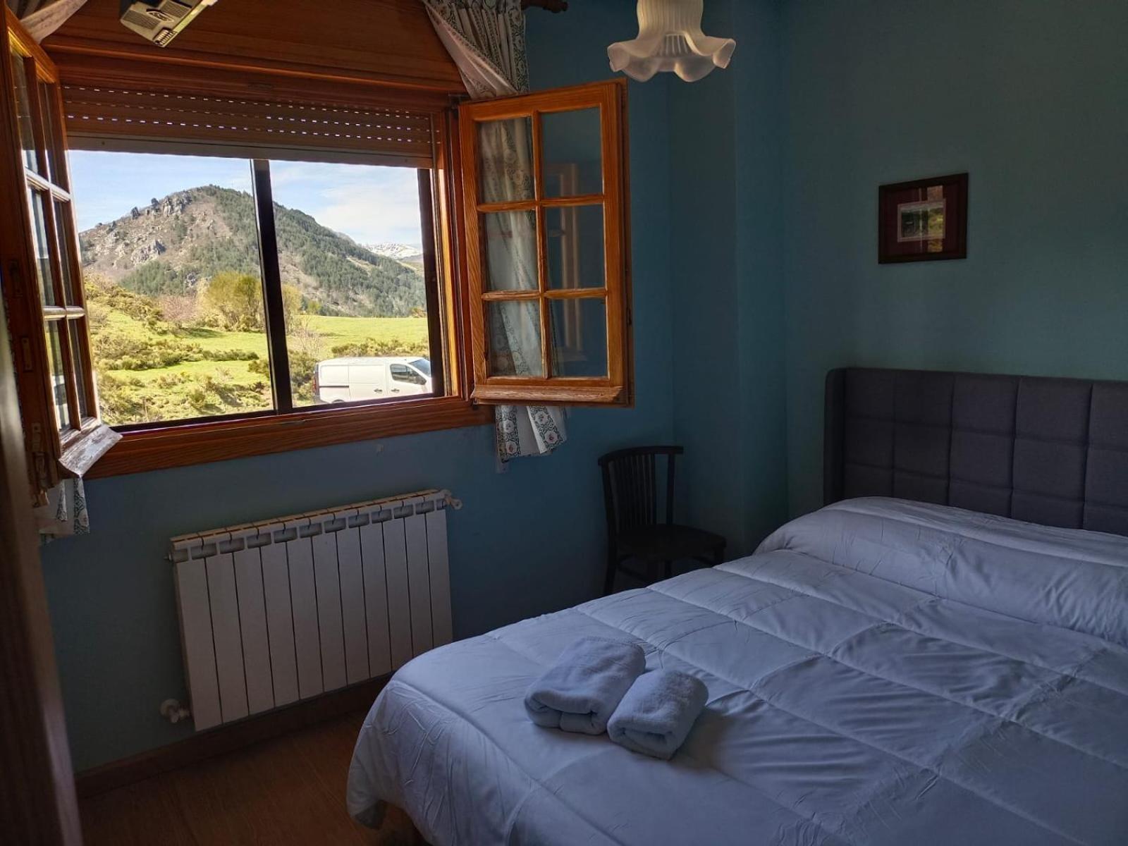 Hotel Pico Espiguete Alba De Los Cardanos Bagian luar foto